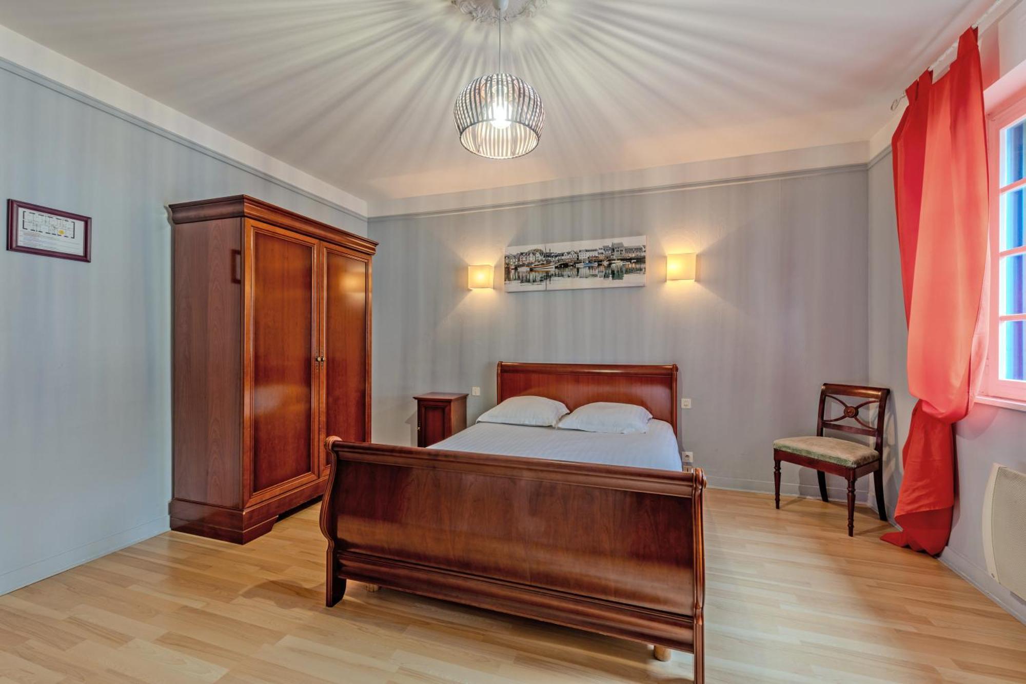Logis Hotel De La Corniche Брест Екстериор снимка
