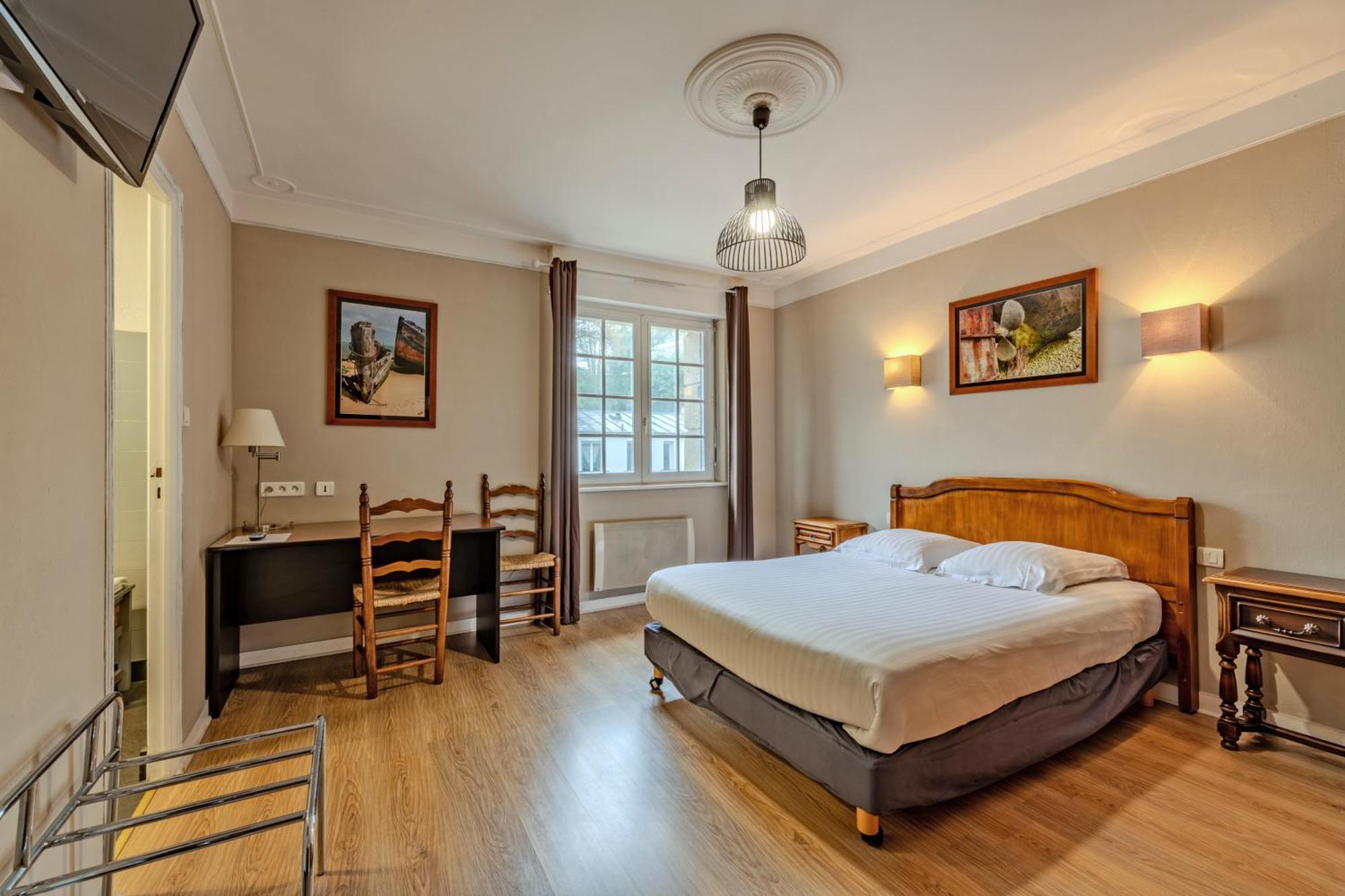 Logis Hotel De La Corniche Брест Екстериор снимка